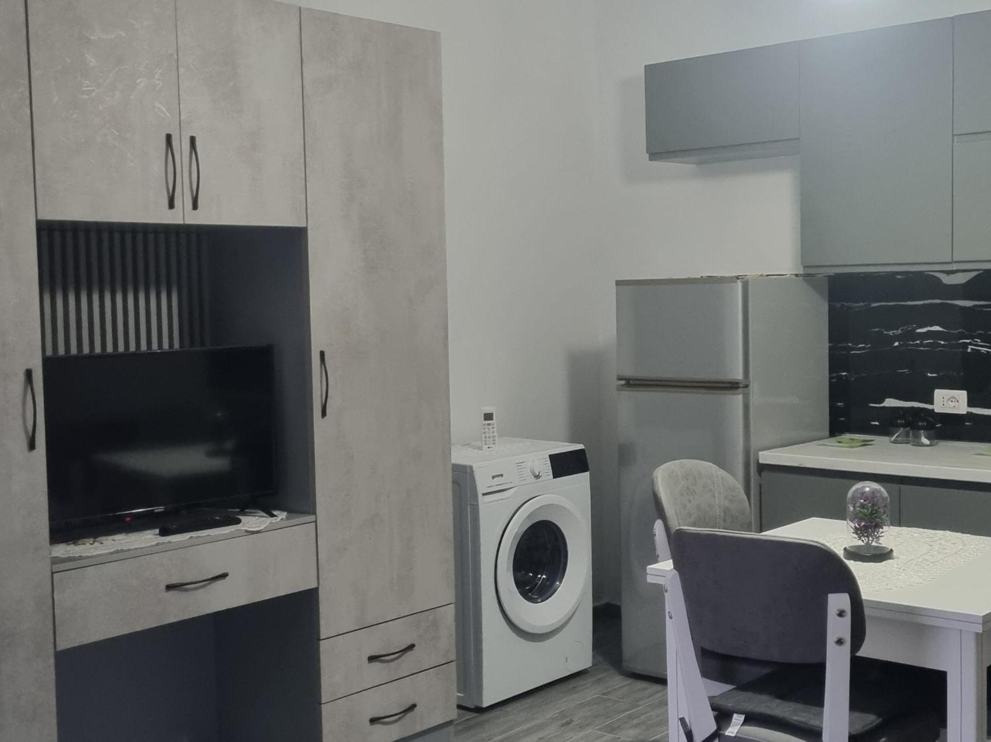 Vila Megi-Rent Room Vlorë 外观 照片